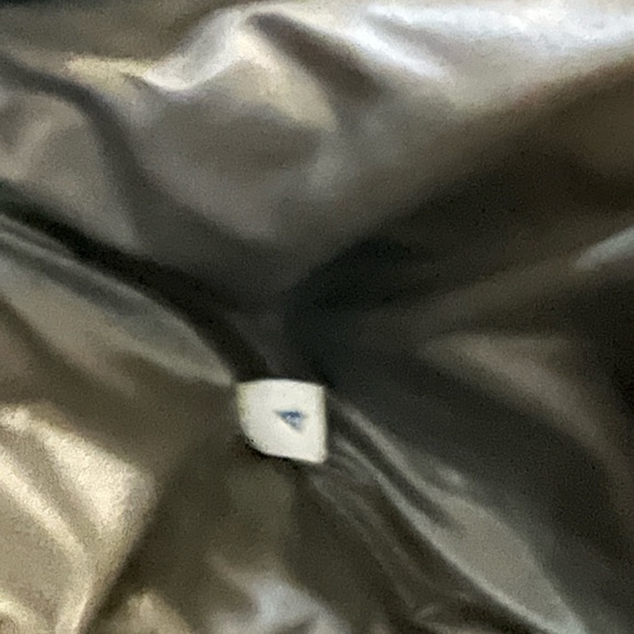 Size 4 100% authentic great condition, 100% authentic - Picture 8 of 9